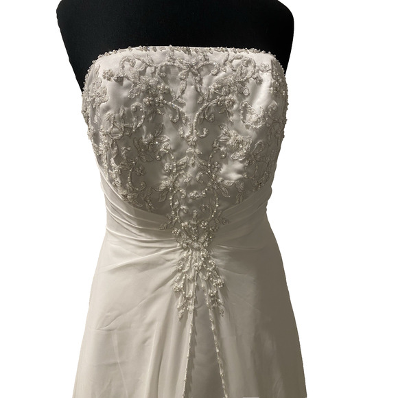 David's Bridal Wedding Dress Womens 12 Strapless Beaded Tiered Ball Gown w Train - Picture 5 of 16